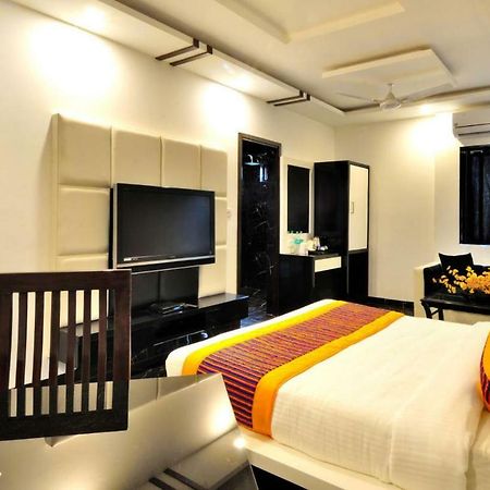 Arihant Inn-Near Blk Hospital Nueva Delhi Exterior foto