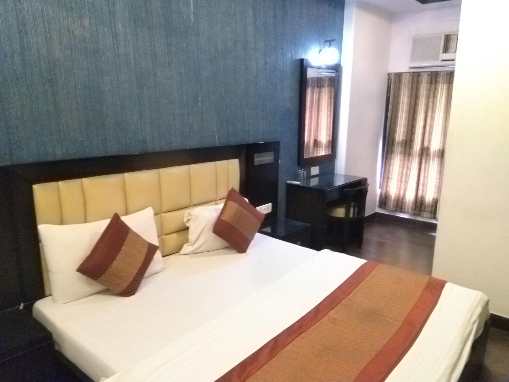 Arihant Inn-Near Blk Hospital Nueva Delhi Exterior foto