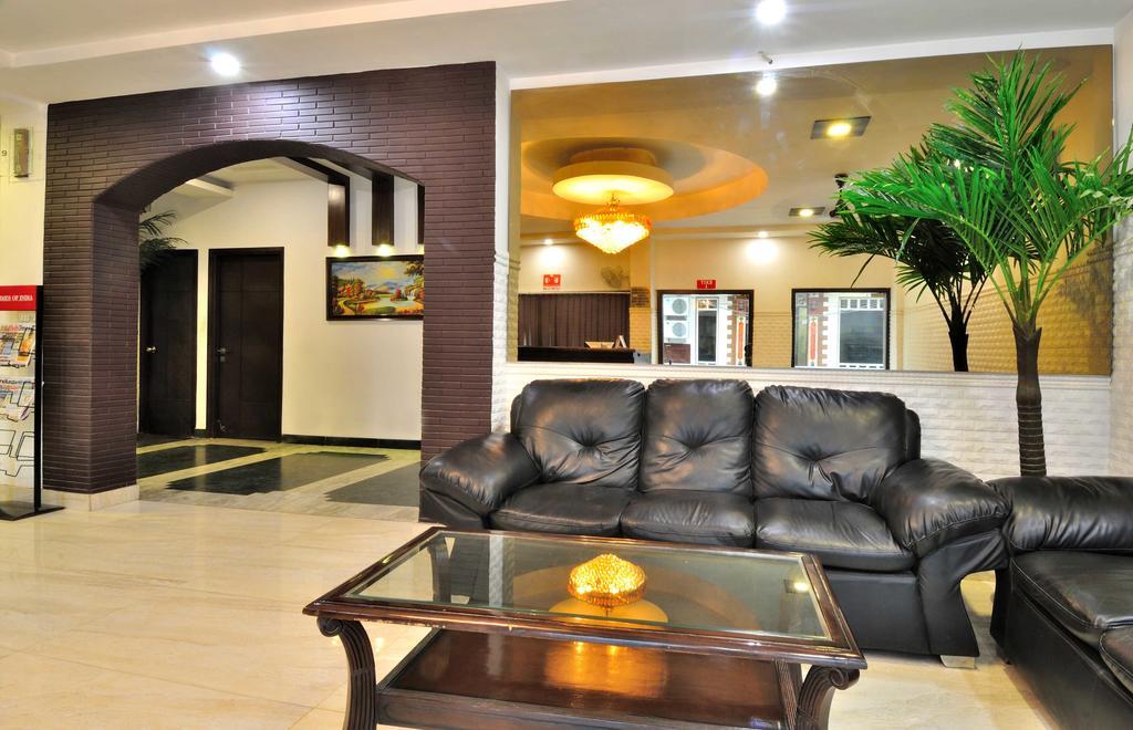 Arihant Inn-Near Blk Hospital Nueva Delhi Exterior foto