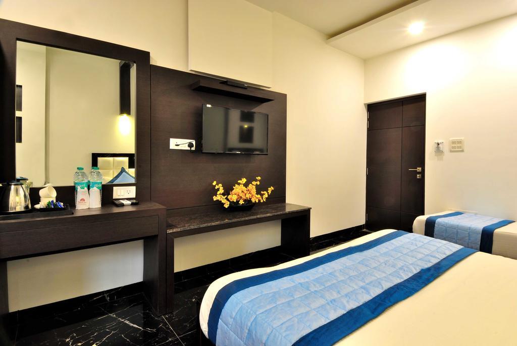 Arihant Inn-Near Blk Hospital Nueva Delhi Exterior foto