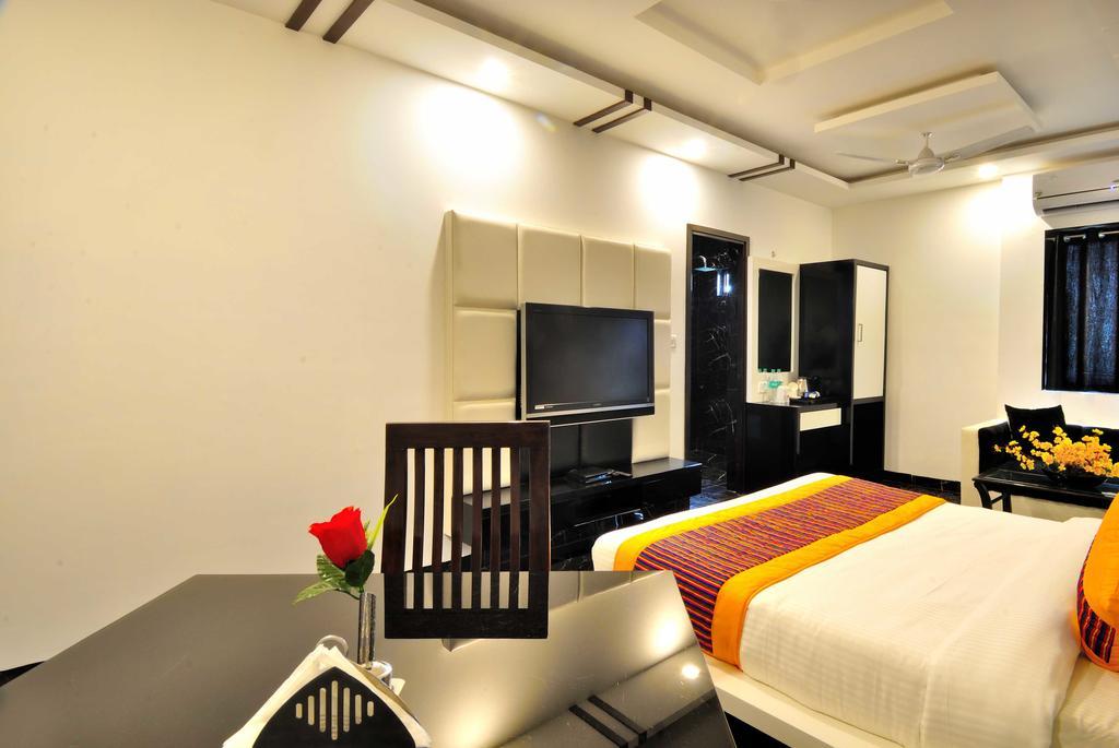 Arihant Inn-Near Blk Hospital Nueva Delhi Exterior foto