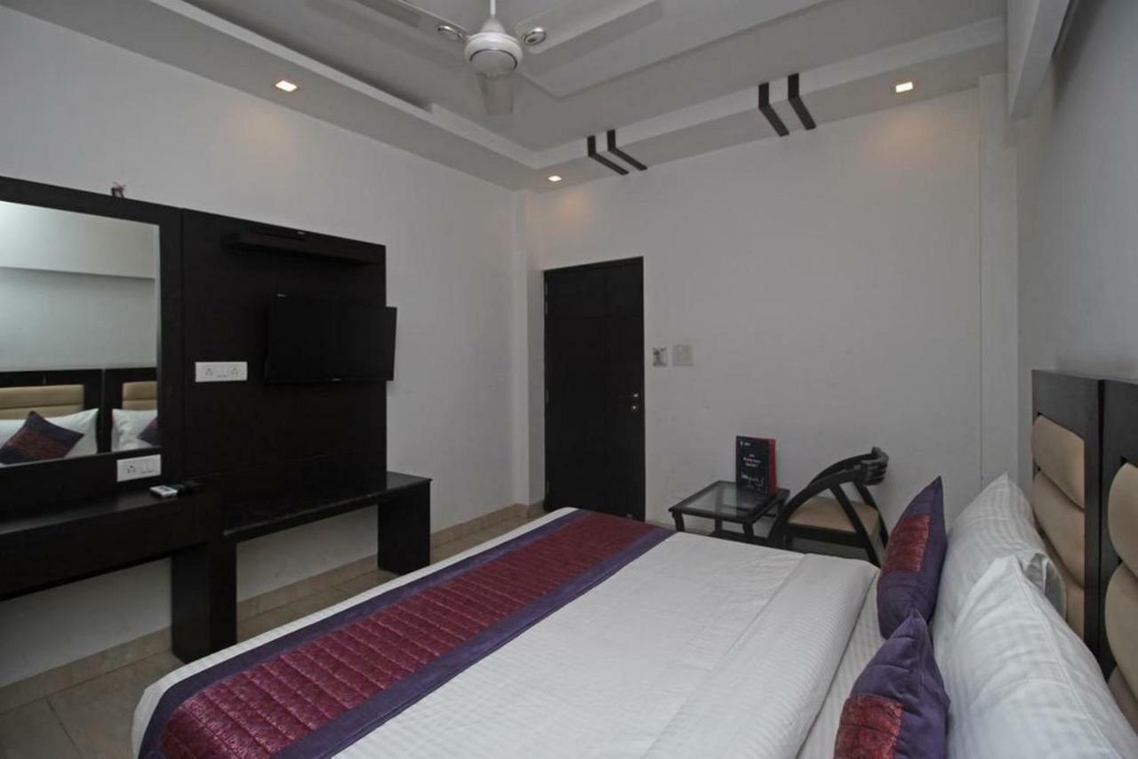 Arihant Inn-Near Blk Hospital Nueva Delhi Exterior foto