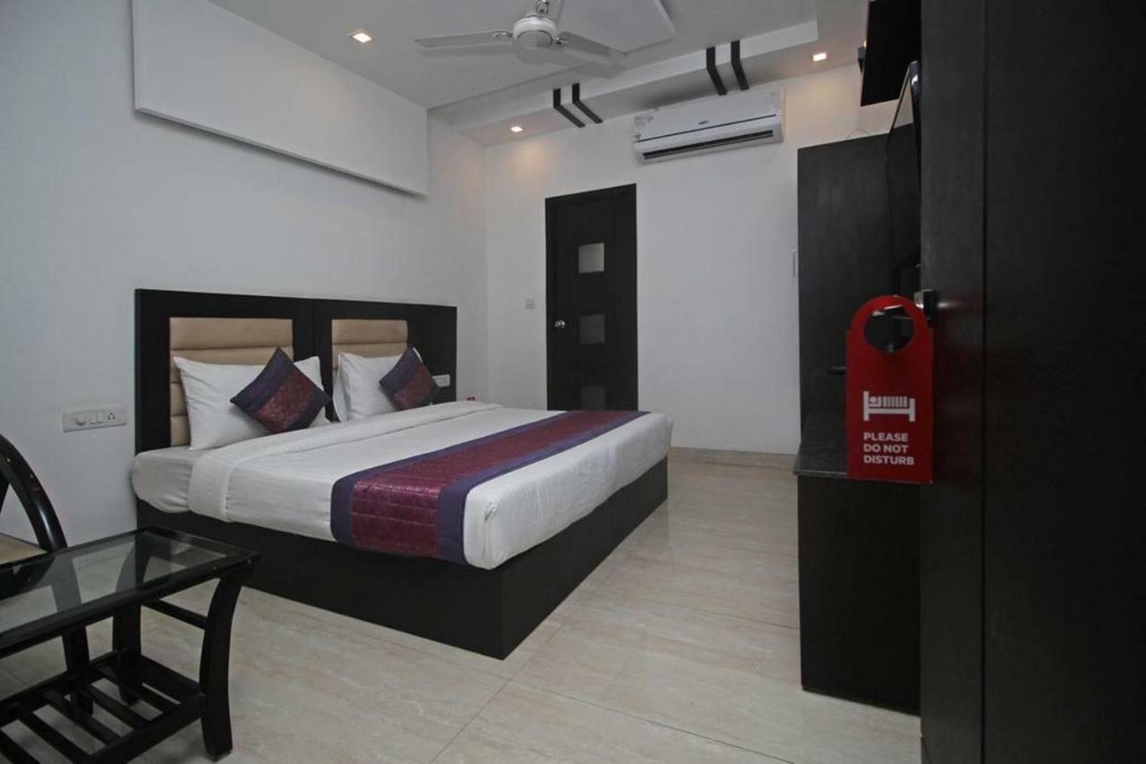 Arihant Inn-Near Blk Hospital Nueva Delhi Exterior foto