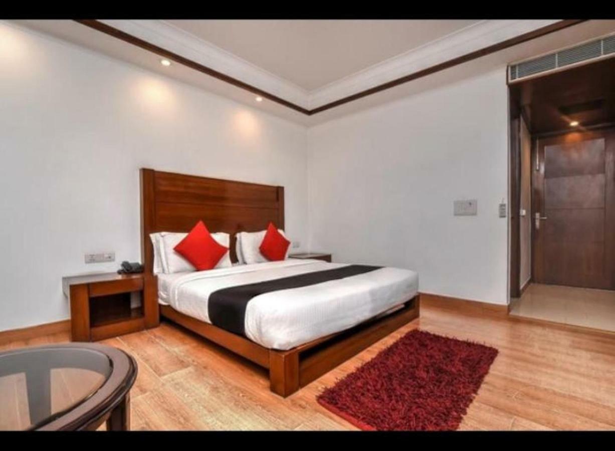 Arihant Inn-Near Blk Hospital Nueva Delhi Exterior foto