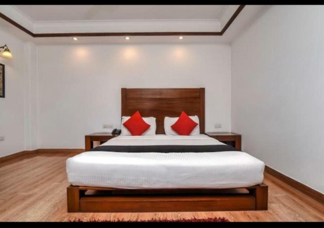 Arihant Inn-Near Blk Hospital Nueva Delhi Exterior foto